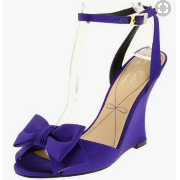Pour La Victoire Shoes - Pour La Victoire Le Soir Evelia Purple Bow Wedge